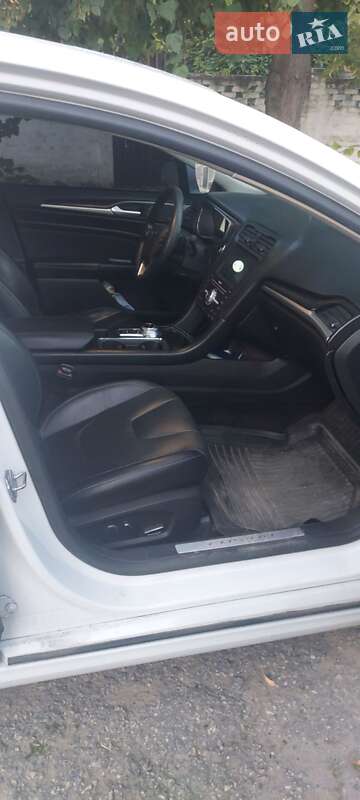 Седан Ford Fusion 2017 в Дніпрі