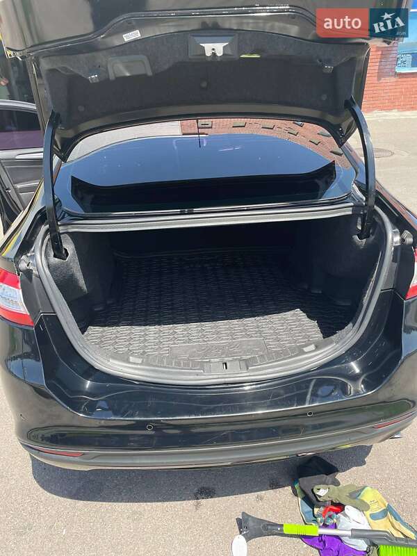 Седан Ford Fusion 2016 в Киеве