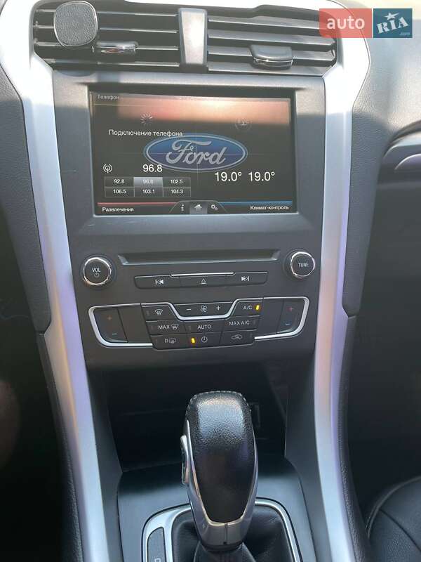 Седан Ford Fusion 2016 в Киеве