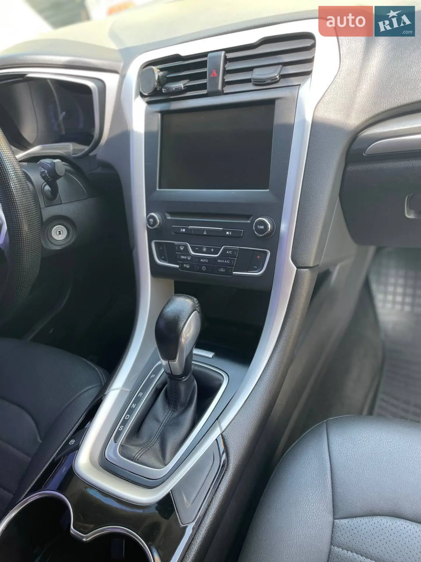 2016 Ford Fusion - мініатюра 16