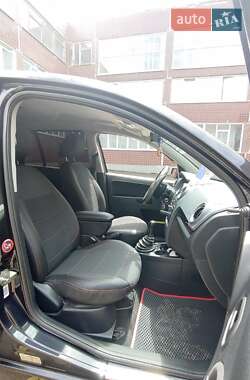 Хэтчбек Ford Fusion 2009 в 