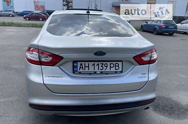 Седан Ford Fusion 2015 в Покровске