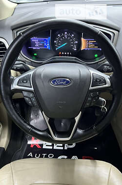 Седан Ford Fusion 2012 в Одесі