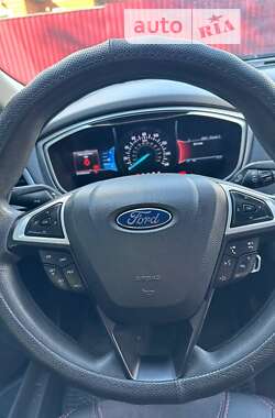 Седан Ford Fusion 2014 в Києві