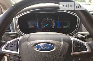 Седан Ford Fusion 2014 в Одесі