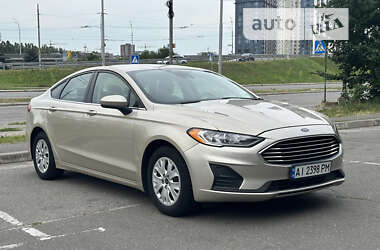 Седан Ford Fusion 2019 в Киеве