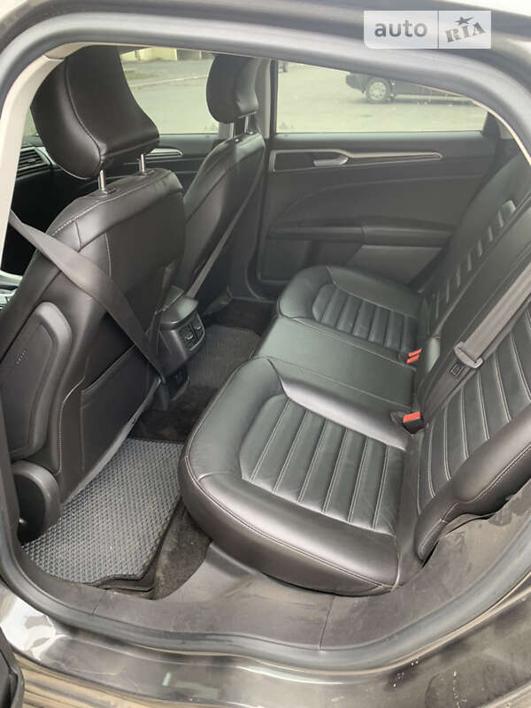 Седан Ford Fusion 2014 в Перещепине