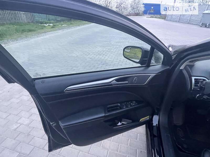 Седан Ford Fusion 2016 в Білій Церкві