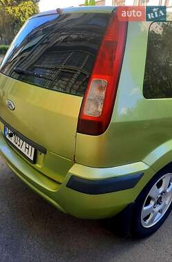 Хэтчбек Ford Fusion 2006 в Харькове