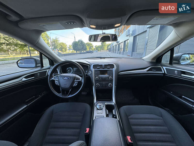 Седан Ford Fusion 2016 в Черкассах