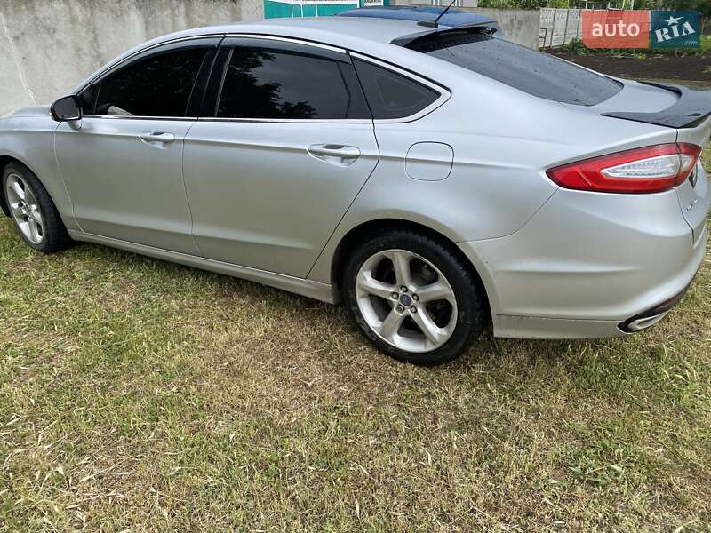 Ford Fusion 2013