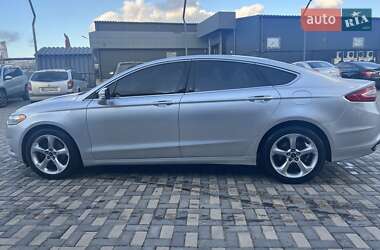 Седан Ford Fusion 2013 в Сарате