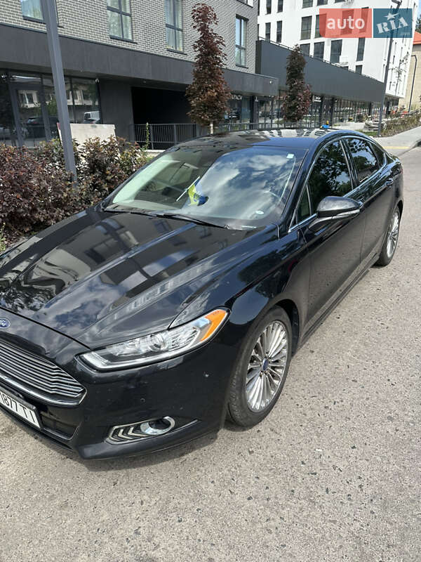 Седан Ford Fusion 2015 в Львове