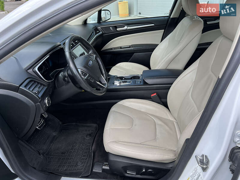 Седан Ford Fusion 2017 в Тернополе фото 10 Седан Ford Fusion 2017 в Тернополе