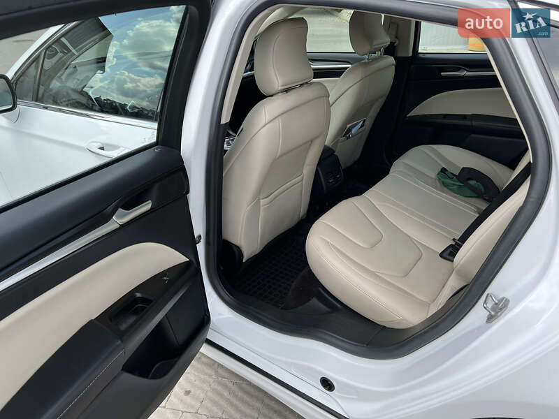 Седан Ford Fusion 2017 в Тернополе фото 12 Седан Ford Fusion 2017 в Тернополе