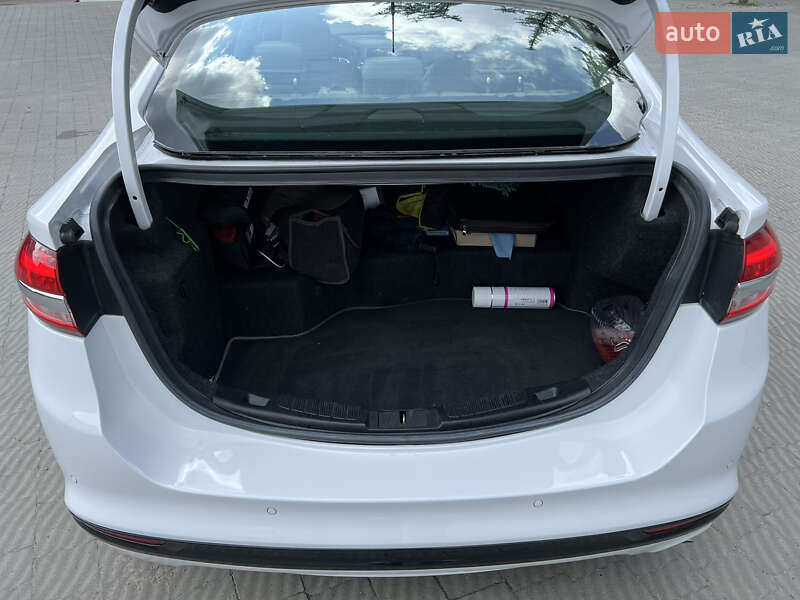 Седан Ford Fusion 2017 в Тернополе фото 15 Седан Ford Fusion 2017 в Тернополе