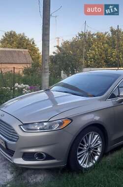 Седан Ford Fusion 2014 в 