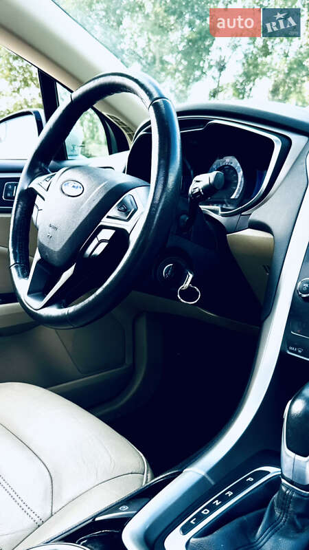 Седан Ford Fusion 2014 в Киеве