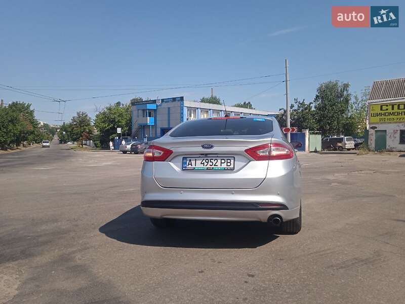 Седан Ford Fusion 2014 в Харкові