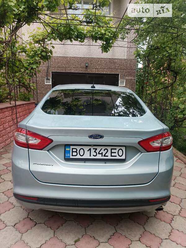 Седан Ford Fusion 2013 в Тернополе