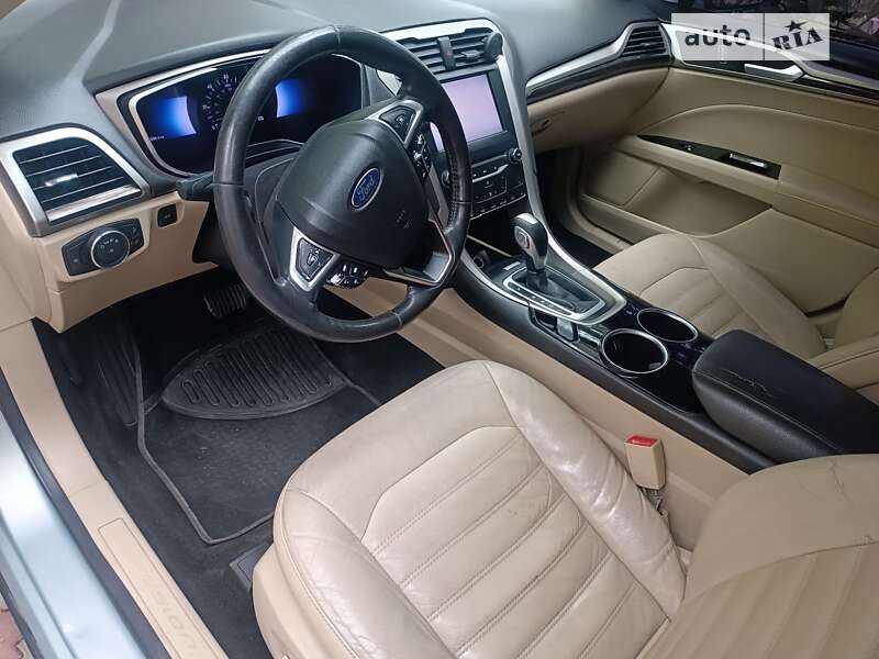 Седан Ford Fusion 2013 в Тернополе