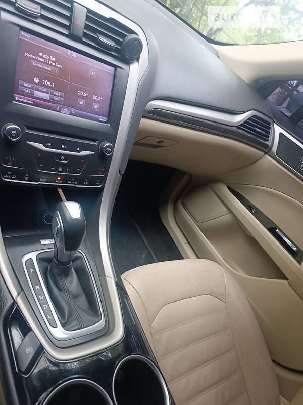 Седан Ford Fusion 2013 в Тернополе
