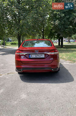 Седан Ford Fusion 2016 в 