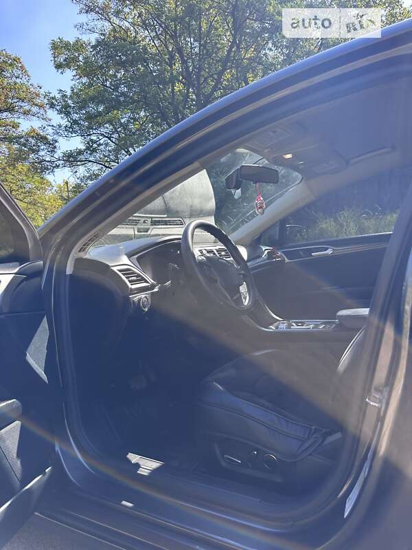 Седан Ford Fusion 2016 в Києві
