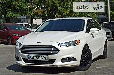 Седан Ford Fusion 2015 в Днепре