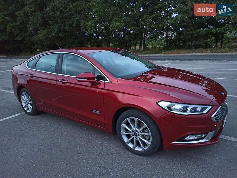 Седан Ford Fusion 2017 в Кропивницком
