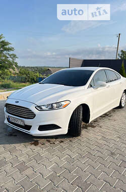 Седан Ford Fusion 2014 в Маньківці