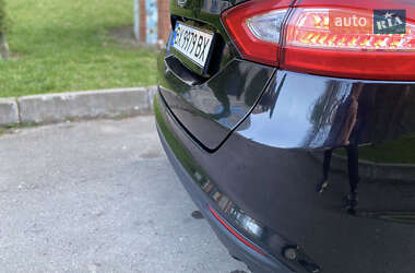 Седан Ford Fusion 2014 в 