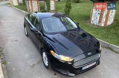 Седан Ford Fusion 2014 в 