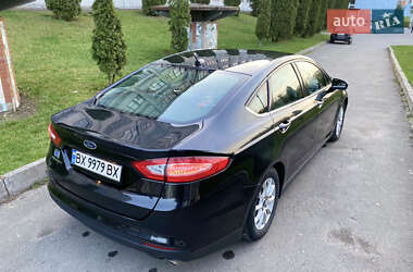 Седан Ford Fusion 2014 в 