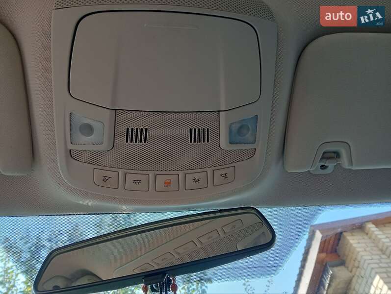 Седан Ford Fusion 2014 в Стрые