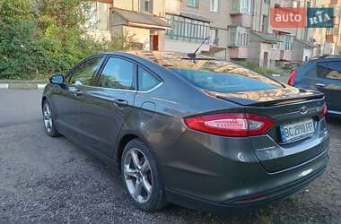 Седан Ford Fusion 2014 в 