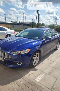 Седан Ford Fusion 2013 в Львові