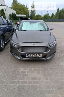 Седан Ford Fusion 2013 в Могилів-Подільському