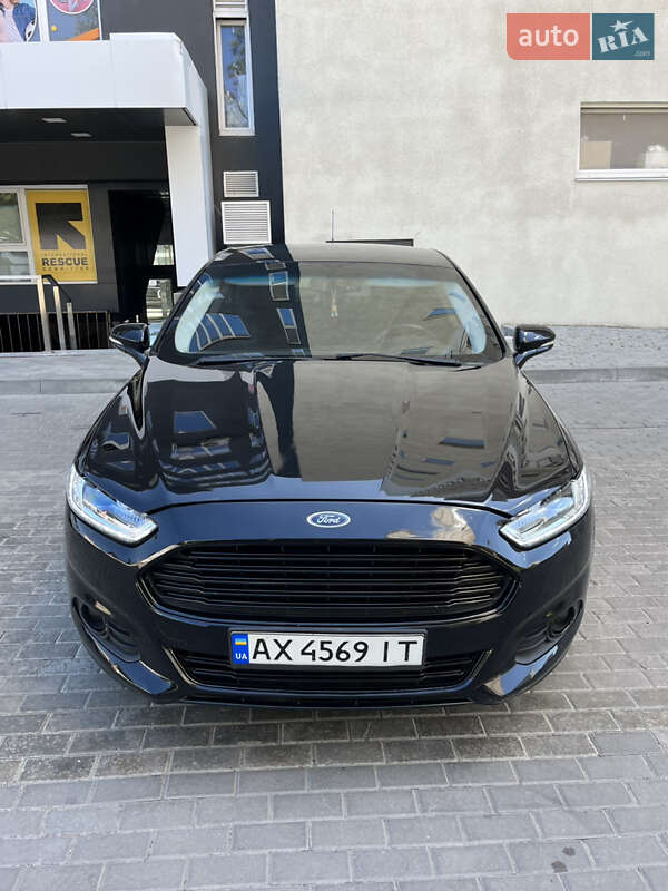 Седан Ford Fusion 2016 в Харкові