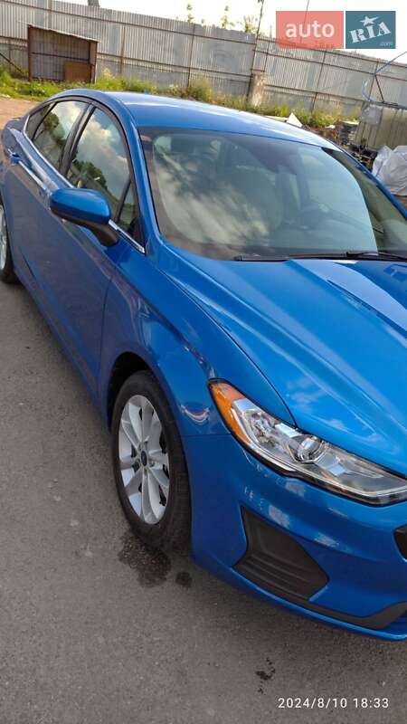 Седан Ford Fusion 2020 в Тернополе