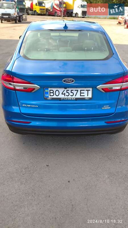 Седан Ford Fusion 2020 в Тернополе