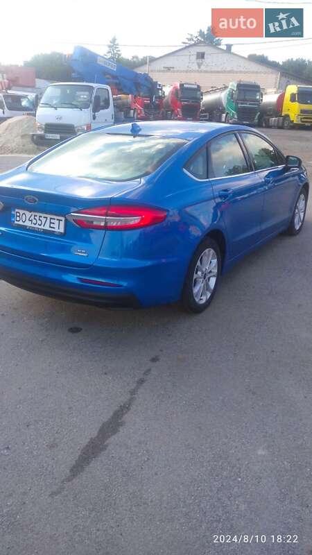 Седан Ford Fusion 2020 в Тернополе