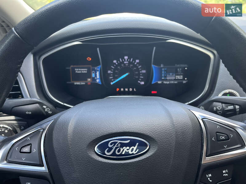 Седан Ford Fusion 2018 в Киеве