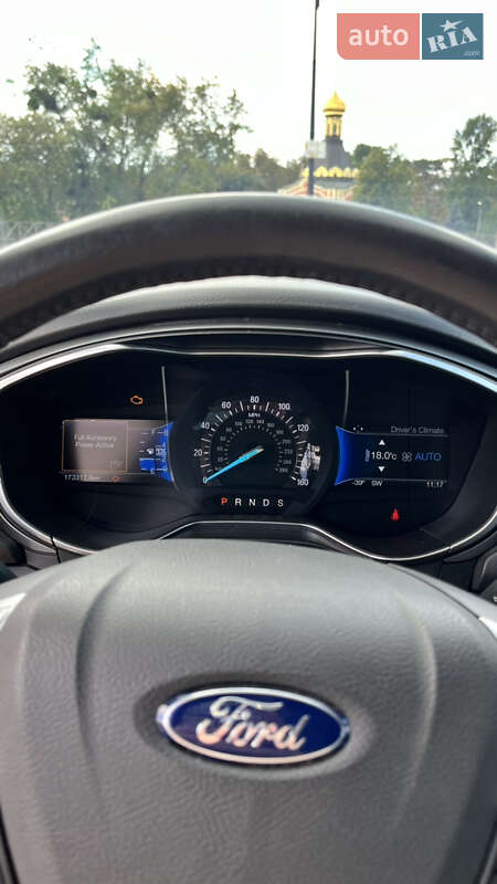 Седан Ford Fusion 2016 в Харкові