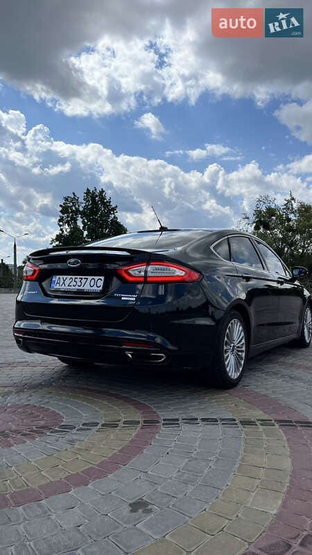 Ford Fusion 2016