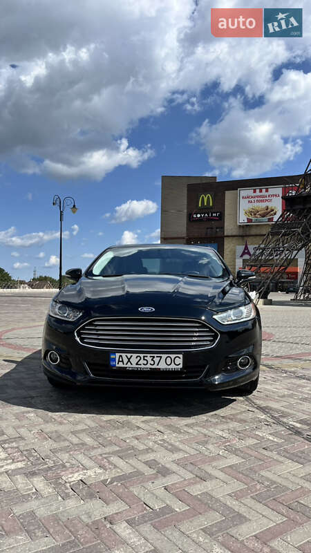 Седан Ford Fusion 2016 в Харкові
