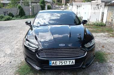 Седан Ford Fusion 2015 в Днепре