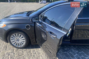 Седан Ford Fusion 2013 в Харкові