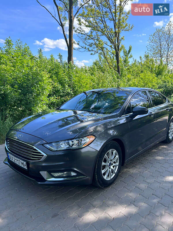 Седан Ford Fusion 2016 в Рудки