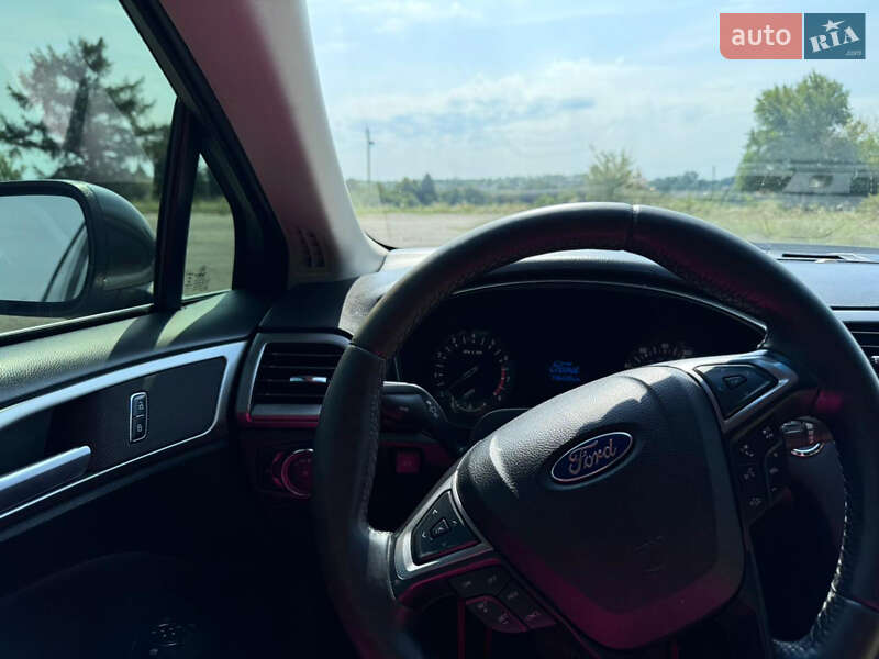 Седан Ford Fusion 2016 в Рудки